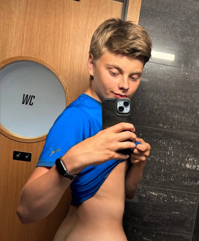 Lukewarmtwink OnlyFans profile picture - Swedish twink