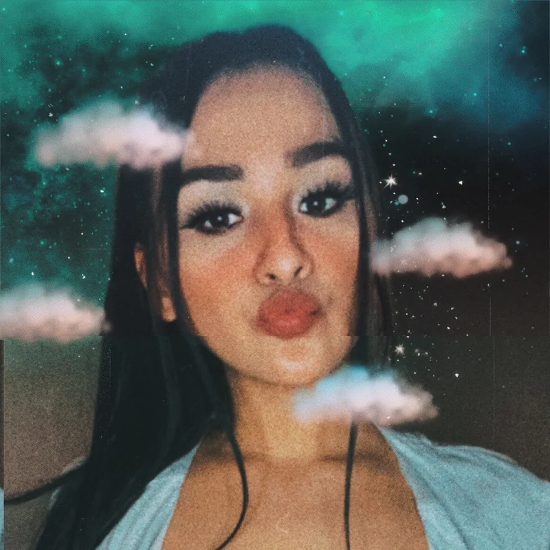 Owlz OnlyFans creator with exclusive content