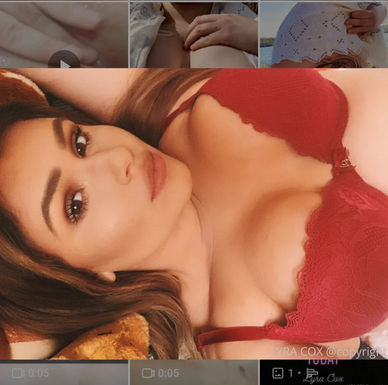 Lyracox OnlyFans Webcam Model of the Year