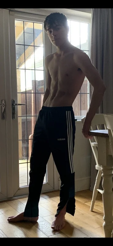 Mabyenotdylan OnlyFans webcam model