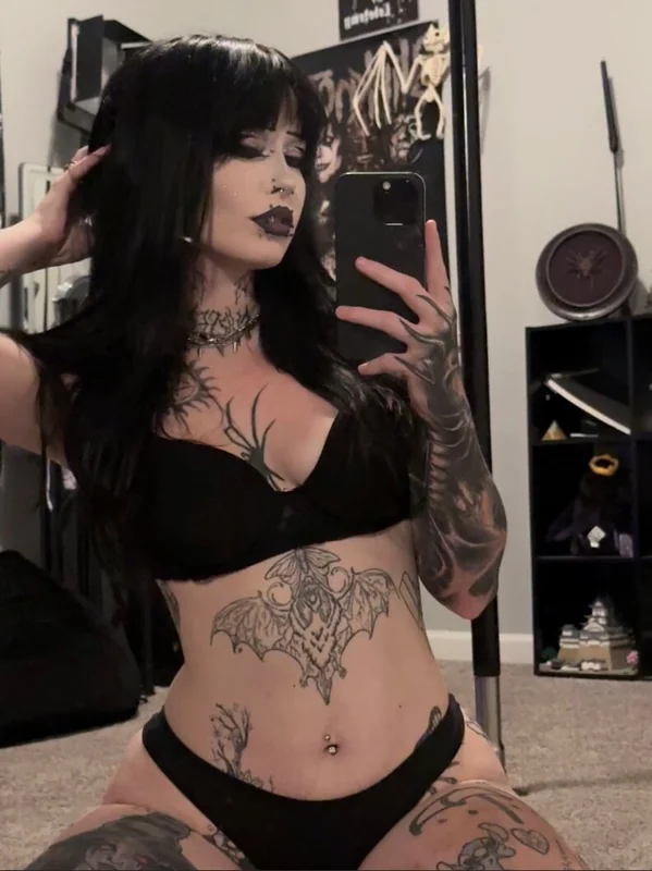 Machine_Mommy OnlyFans profile with a unique vibe