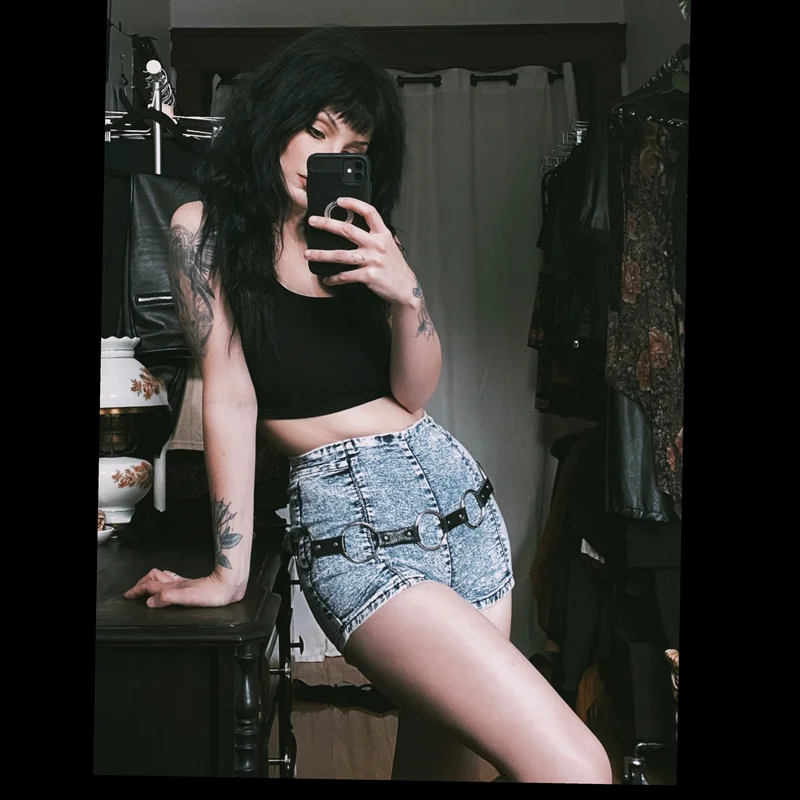 Miranda Rights OnlyFans goth and tattooed creator