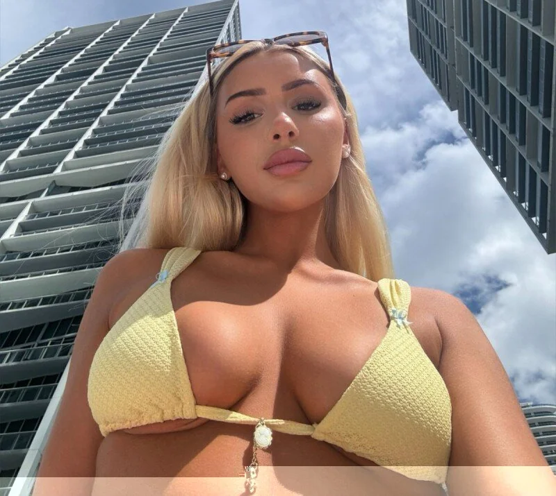 Mags Mathes OnlyFans creator with exclusive content