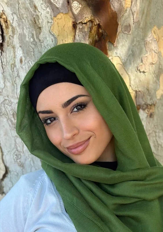 Malika | مالكة 🌙 OnlyFans creator with a soft voice