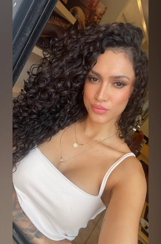 Malybu Goddess OnlyFans creator with luxurious content