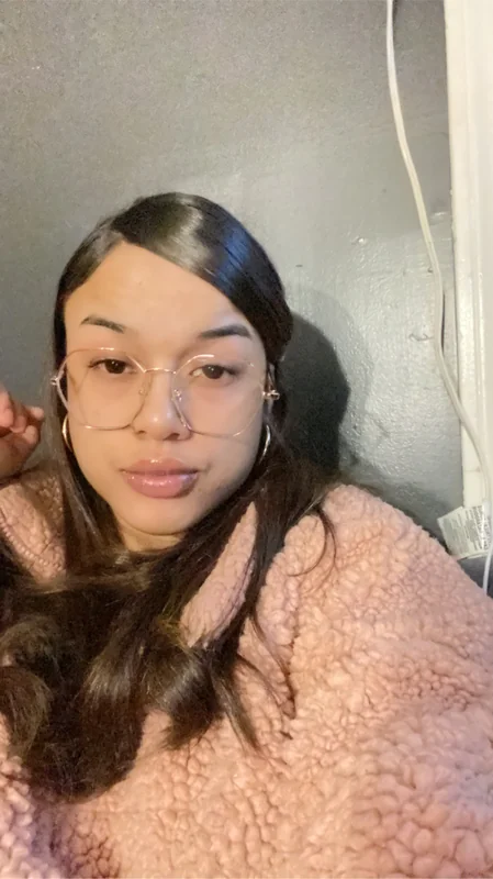sexymamii OnlyFans petite creator