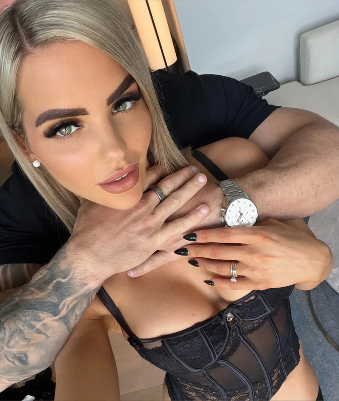 Margo T OnlyFans glamorous creator