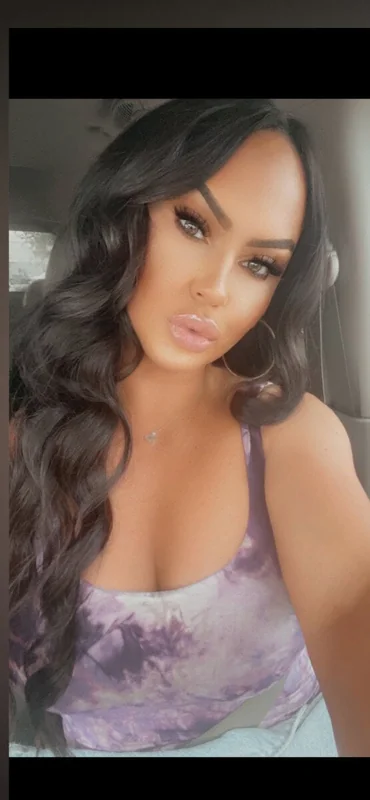 Mariahmilano OnlyFans creator with custom content