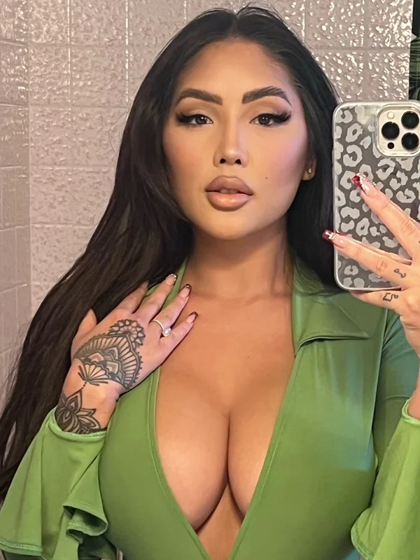 Marie Madoré OnlyFans profile picture - Glamorous creator
