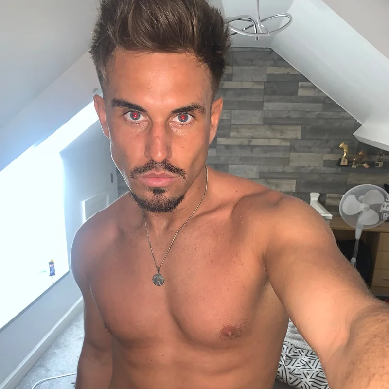 Martygshore OnlyFans creator with engaging content.