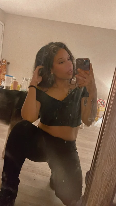 Maryjanerose713 OnlyFans creator with exclusive content