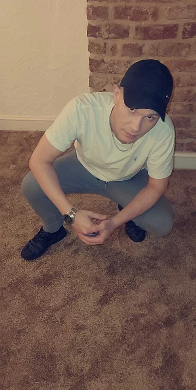 Mattyb13 OnlyFans creator with exclusive content