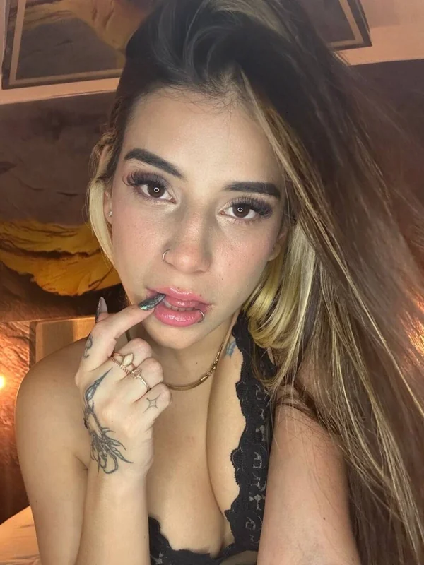 ππͺππͺ ππΈπ΅π΅ OnlyFans Sweet and Naughty
