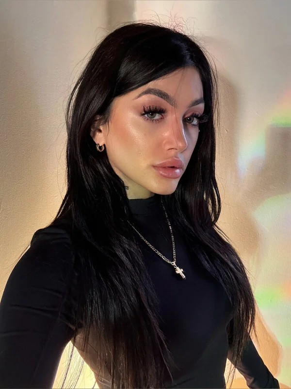 m OnlyFans exclusive creator with premium content