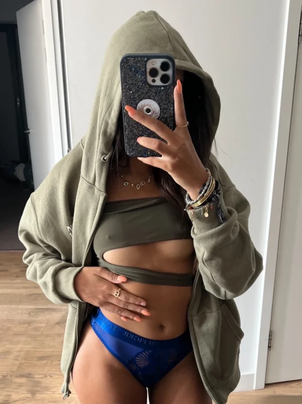 Messrine OnlyFans creator with exclusive content