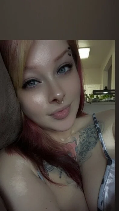 Spicynerdd OnlyFans curvy nerdy housewife