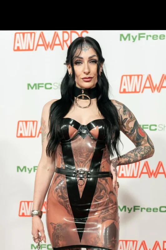 Michellemasque OnlyFans tattooed alternative creator