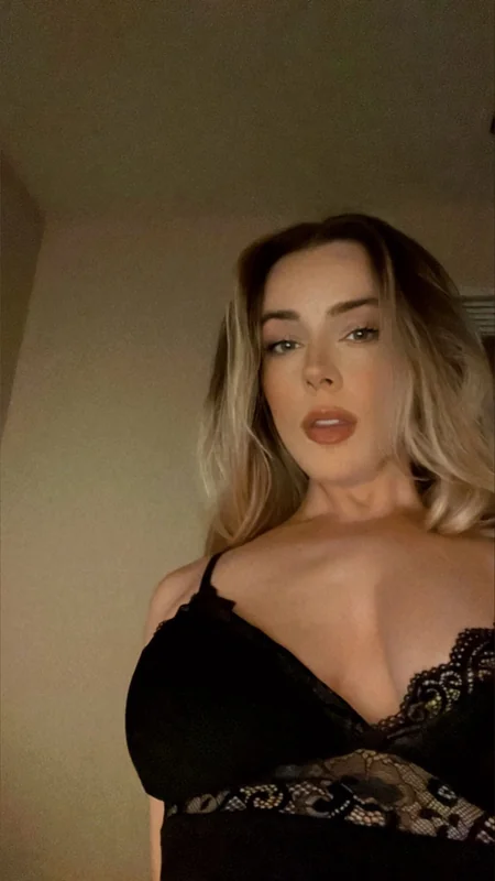 Mikaela Whitted OnlyFans creator with engaging personality.