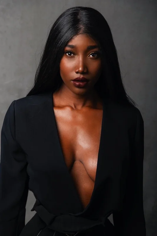 Mimidesuka OnlyFans model sharing artistic content