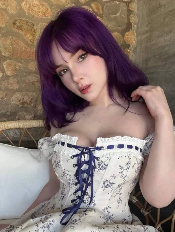 Mimo Ningyo OnlyFans cosplay and foot fetish creator