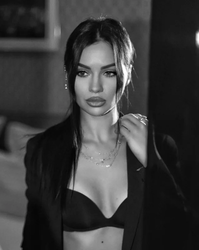 Your Alexandra OnlyFans natural beauty