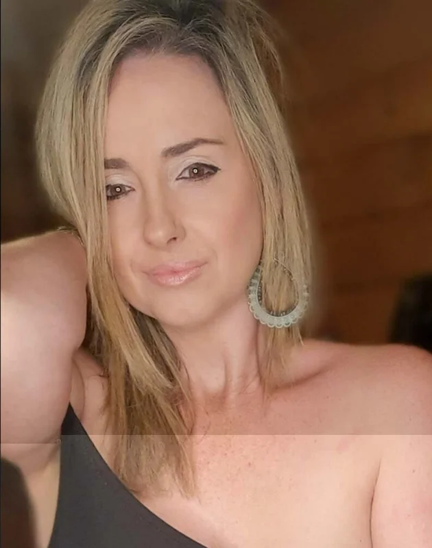 MissPaige76 OnlyFans proud MILF