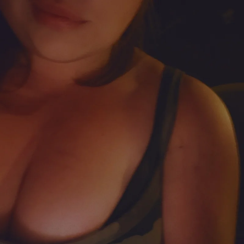 MJ OnlyFans plus size farm girl