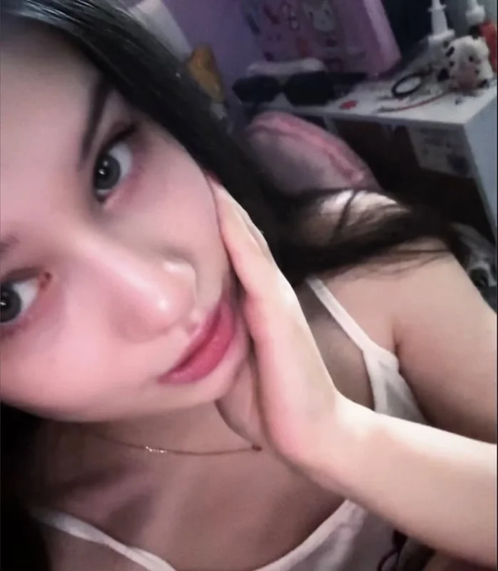 Lia OnlyFans sexy catgirl