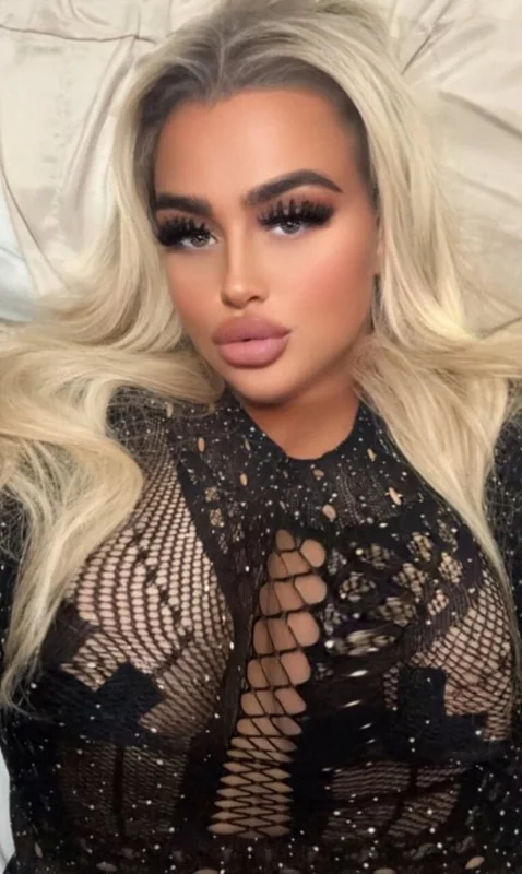 Montannadoll OnlyFans Luxury Financial Dominatrix