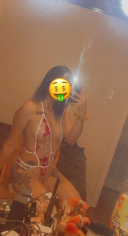 La morra OnlyFans baking enthusiast