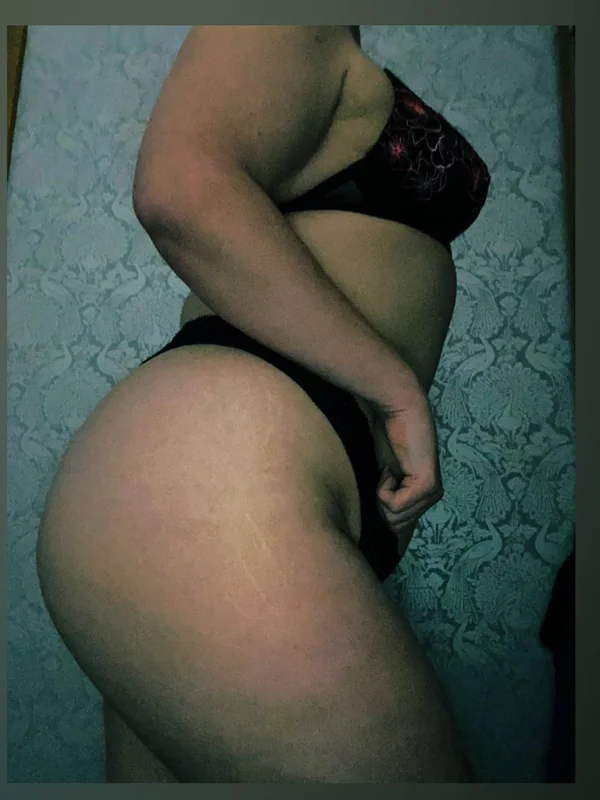 Mrmrspuding OnlyFans couple with exclusive adult content