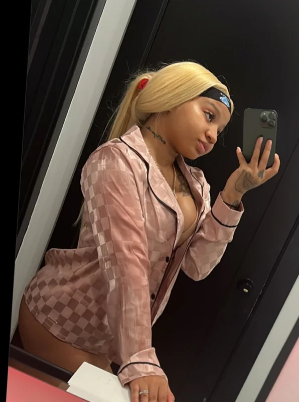 RedBone Goddess on OnlyFans - Exclusive Content