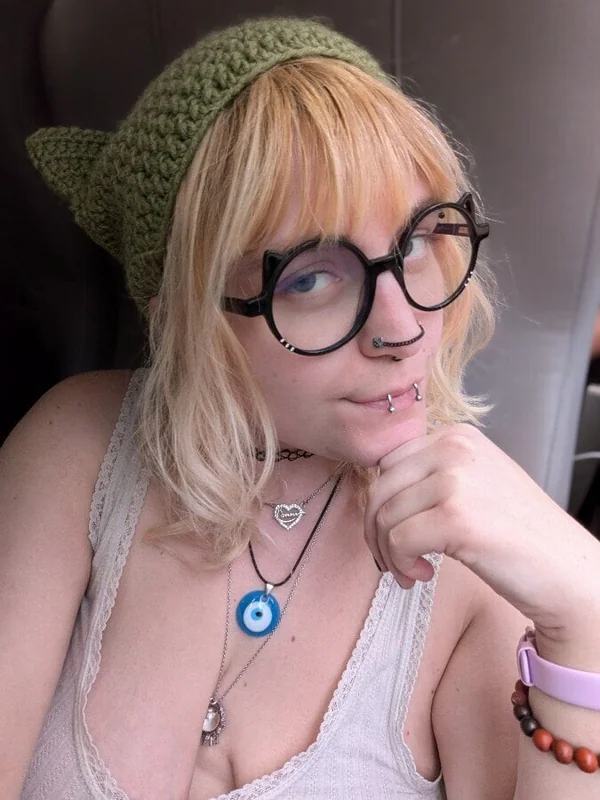 myrtle ♡ OnlyFans blonde alternative creator