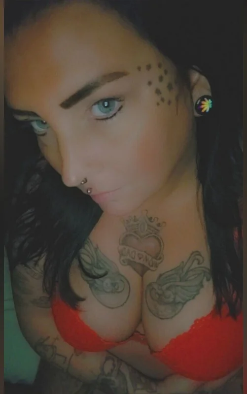 Myztica OnlyFans creator with a naughty mind