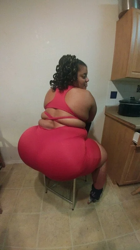 Mzboomboom OnlyFans Curvy