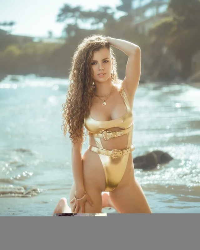 Jessie OnlyFans multi award nominated performer