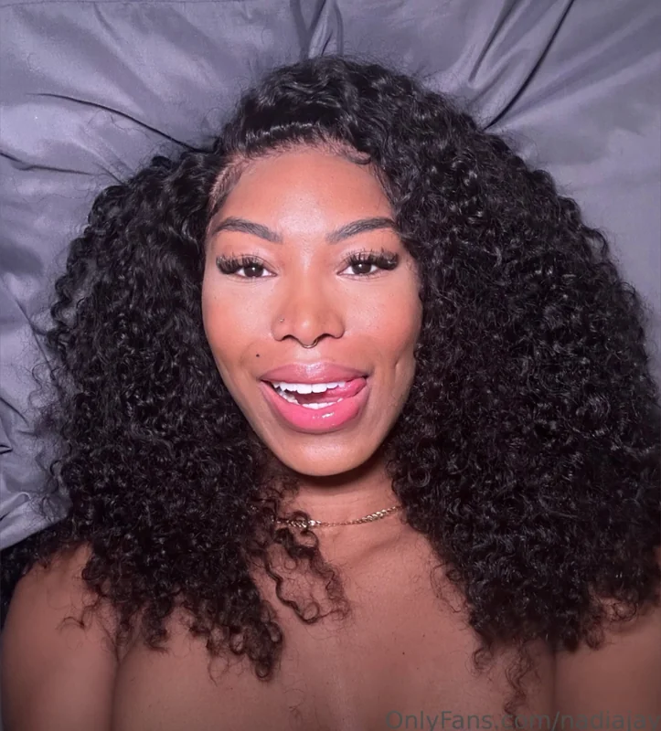 Nadia Jay OnlyFans profile picture - BOMBSHELL creator