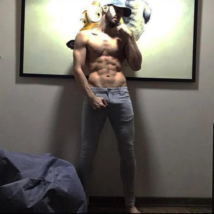 NakedGamerFree OnlyFans Gamer