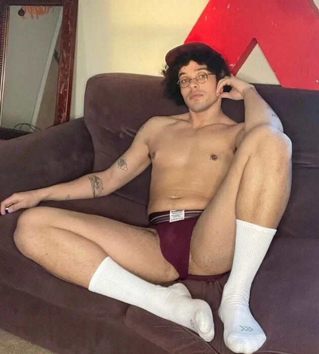 Nappyheadunlocked OnlyFans creator with engaging content