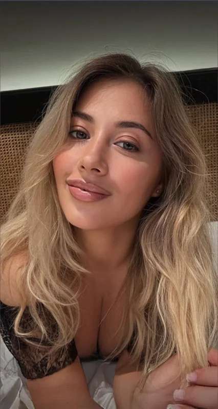Nastia_Blonde OnlyFans playful coffee lover