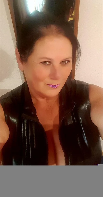 Natalya71 OnlyFans glamorous creator