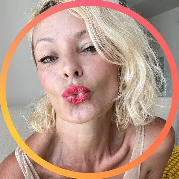 Natasha Romanova OnlyFans creator with engaging personality