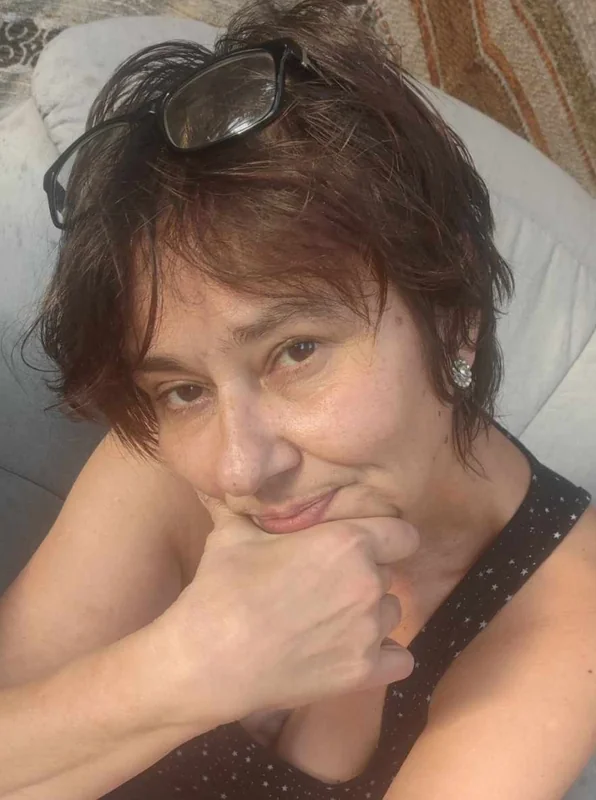 Naturelle Belle OnlyFans MILF creator