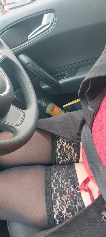 Naughty Nik OnlyFans adventurous housewife