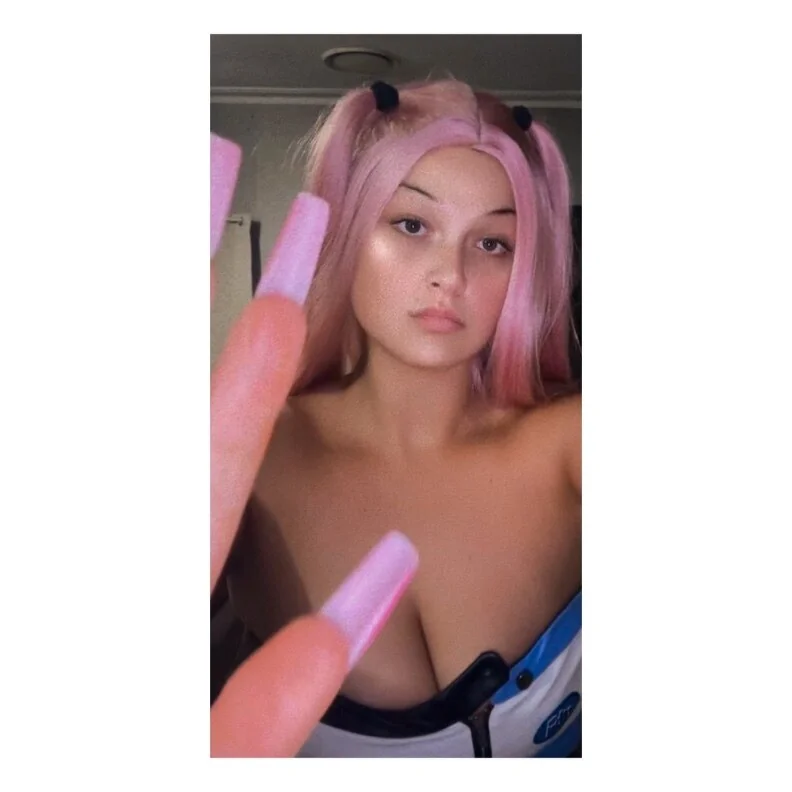 Naynaykraykray666 OnlyFans creator with personalized content