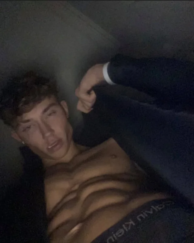 Your Fav 😈🍆 OnlyFans creator from Scotland