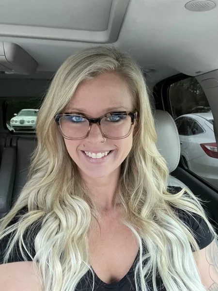 nchotwife_vip OnlyFans profile with exclusive content