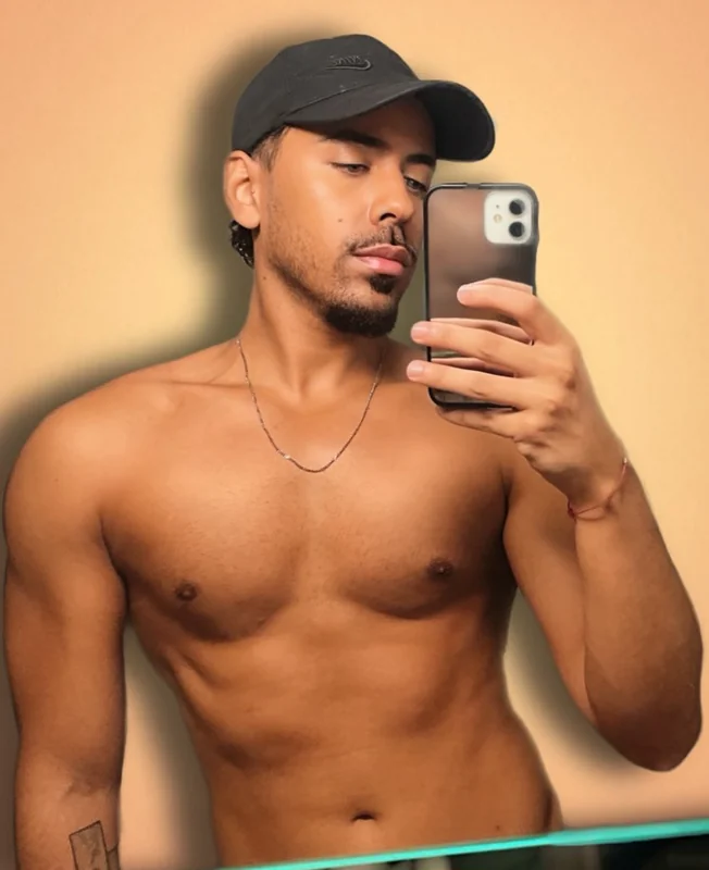 Nelo on OnlyFans engaging creator