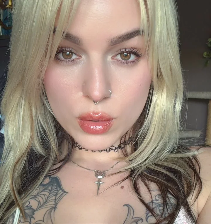 Nicoletters OnlyFans alternative tattooed creator