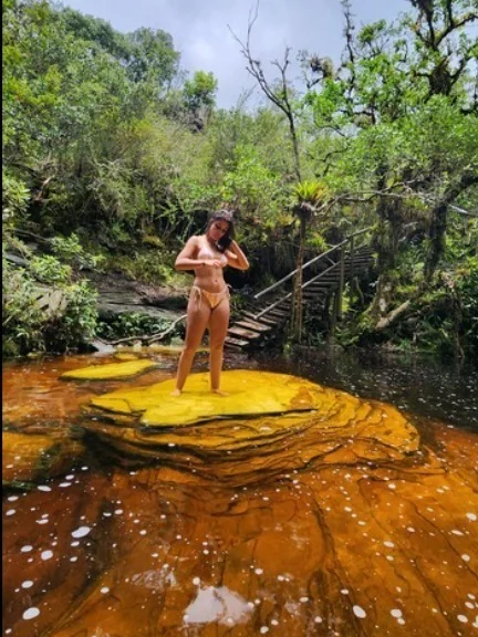 Nicoly Antunes de Carvalho OnlyFans creator with uncensored content